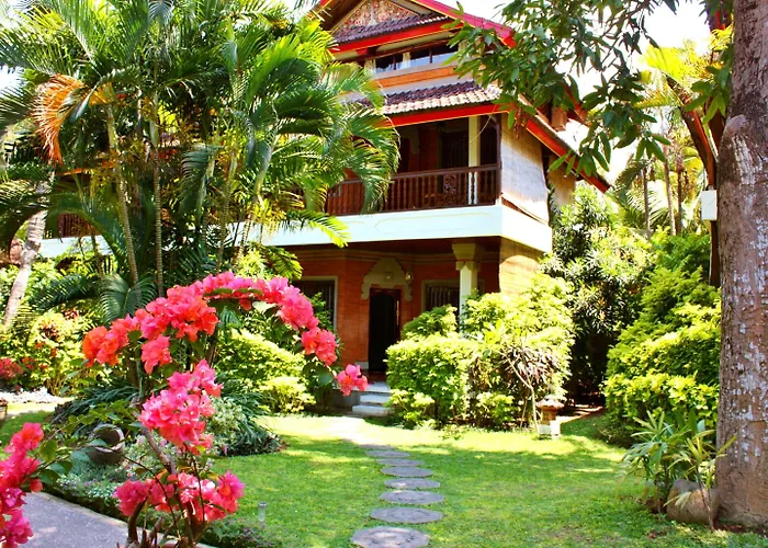 Hotel Puri Cendana Bali 3*