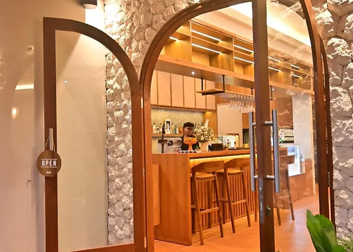 Hotel Puri Cendana Bali 3*