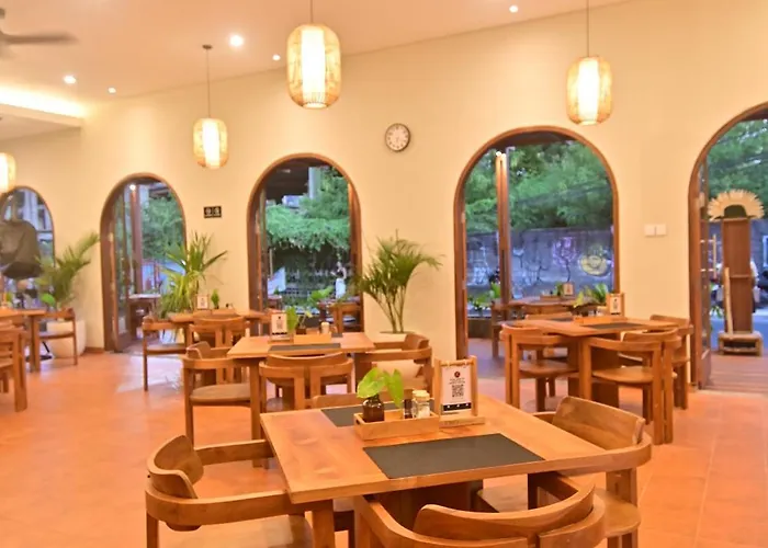 Hotel Puri Cendana Bali 3*